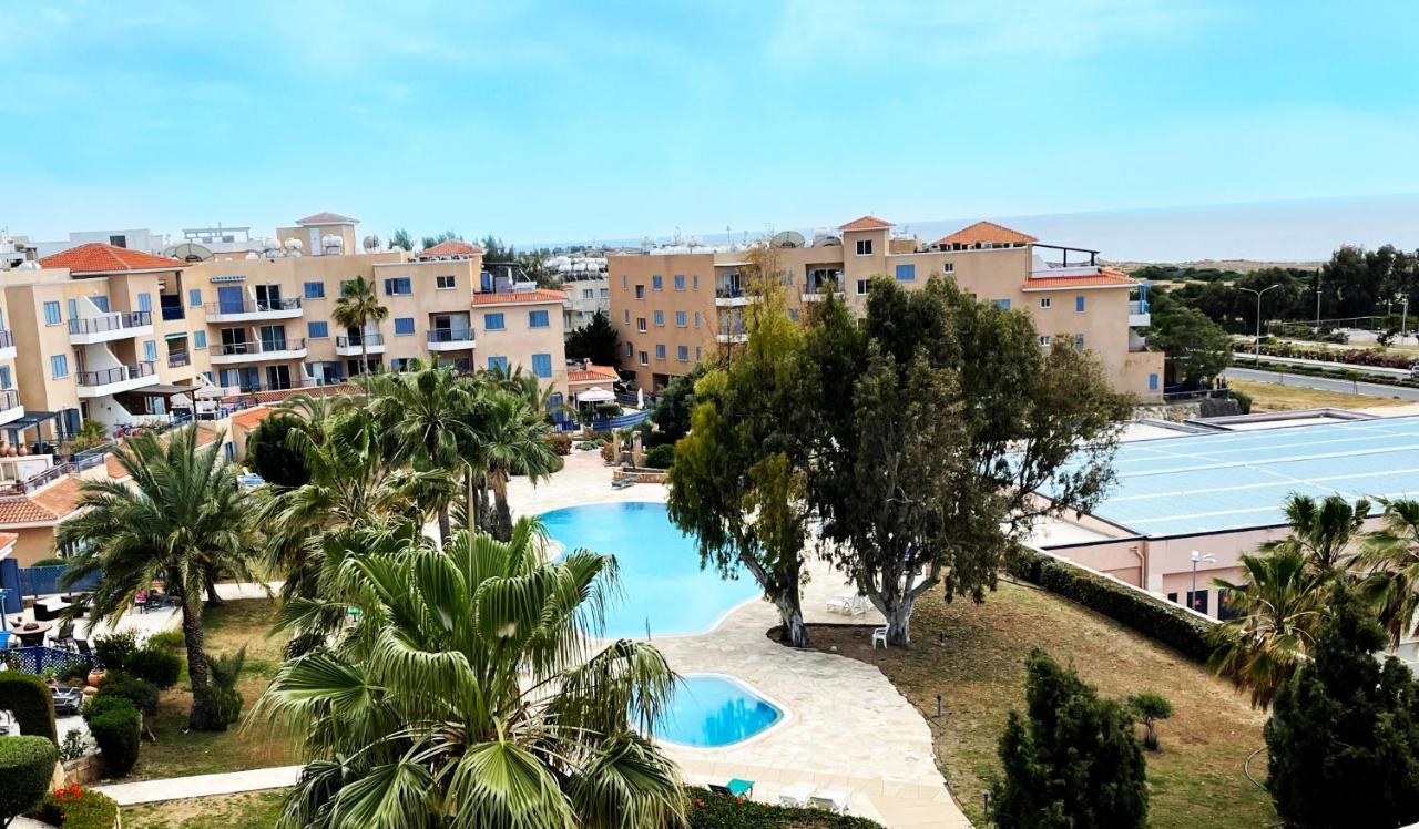 Direct Sea View & Quality Bed - Kings Palace 1 Bed Paphos Ngoại thất bức ảnh