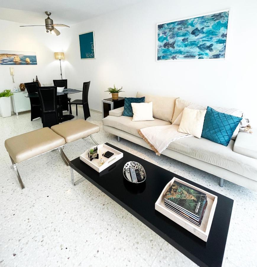 Direct Sea View & Quality Bed - Kings Palace 1 Bed Paphos Ngoại thất bức ảnh